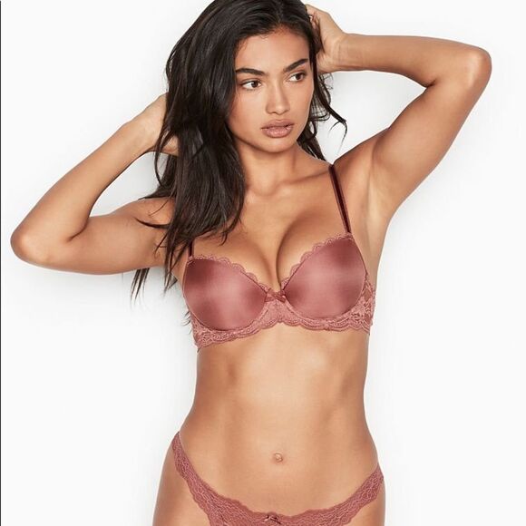 ✨ DREAM ANGELS
Lightly-Lined Demi Bra✨ - Picture 1 of 4